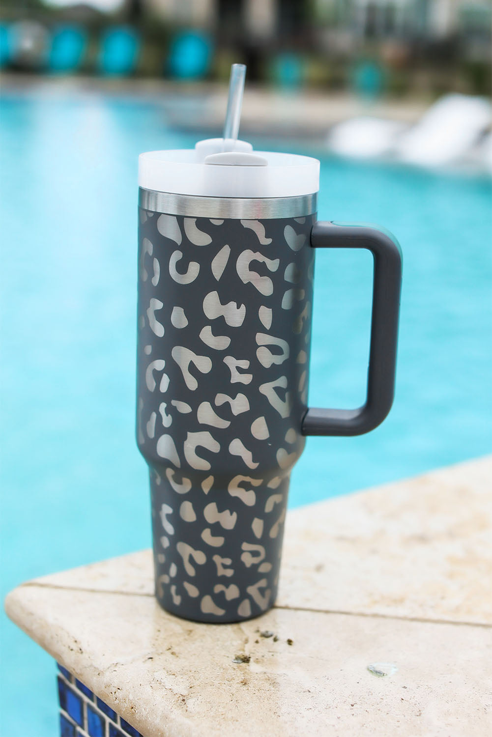 Gray Leopard Print 40oz Stainless Steel Portable Cup with Handle