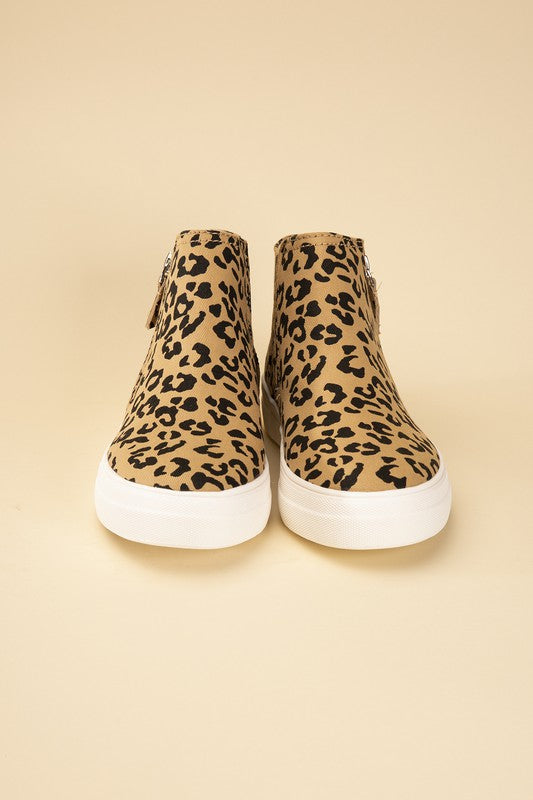 HIGH TOP LEOPARD SNEAKERS