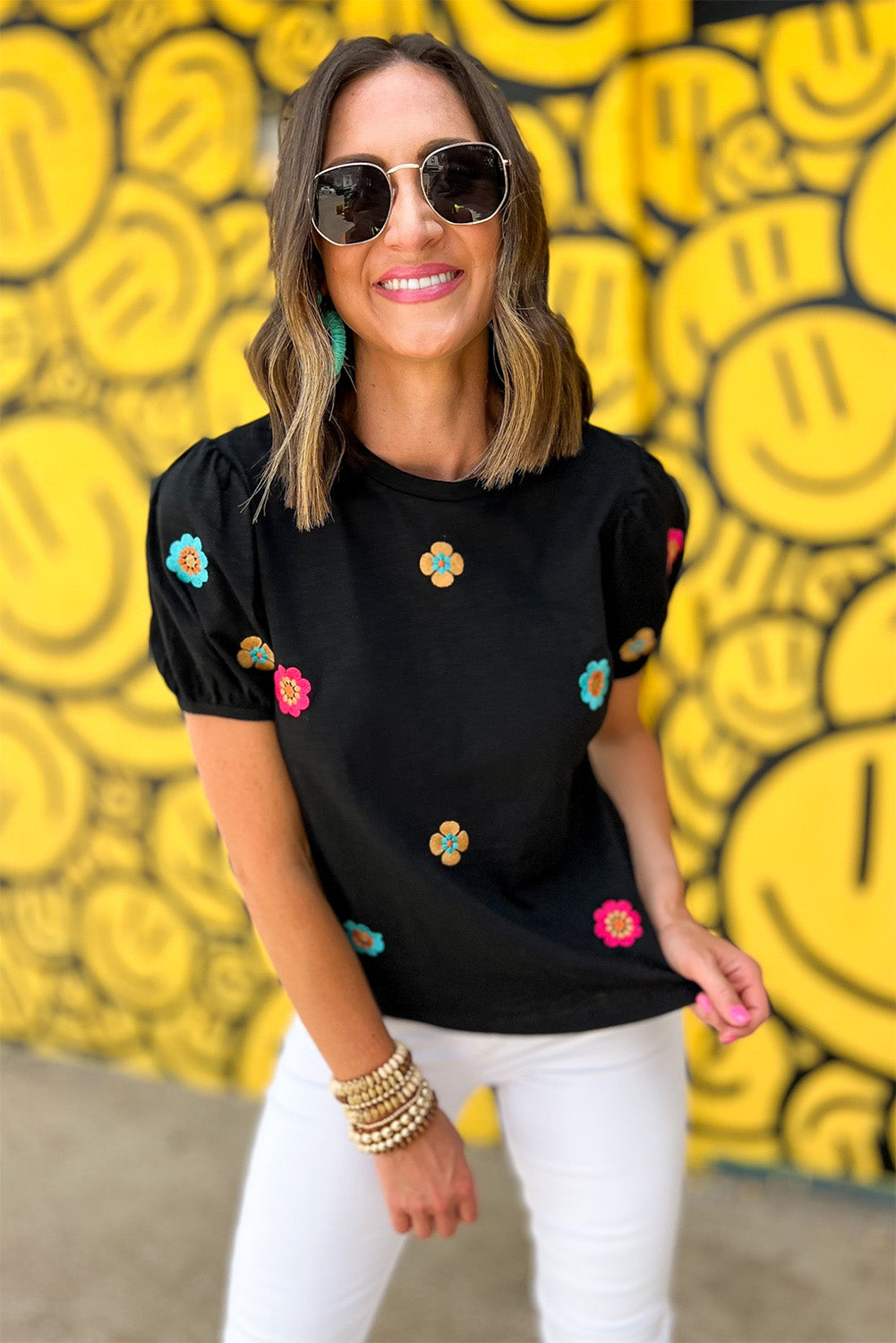 White Embroidered Flower Short Puff Sleeve Tee