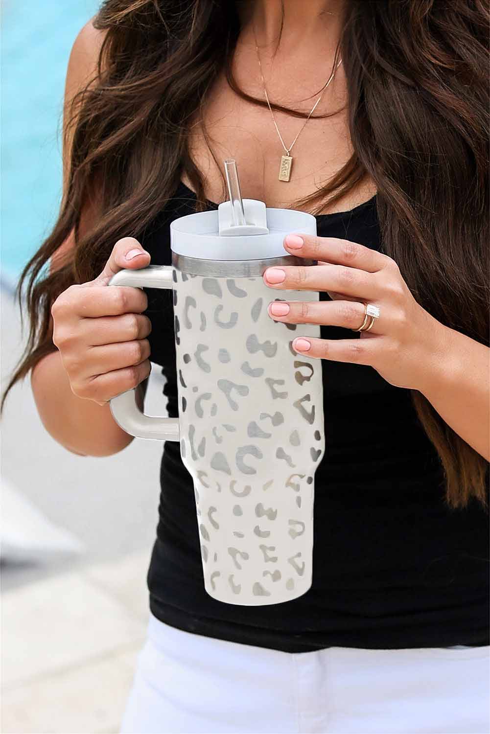 White Leopard Print 40oz Stainless Steel Portable Cup with Handle