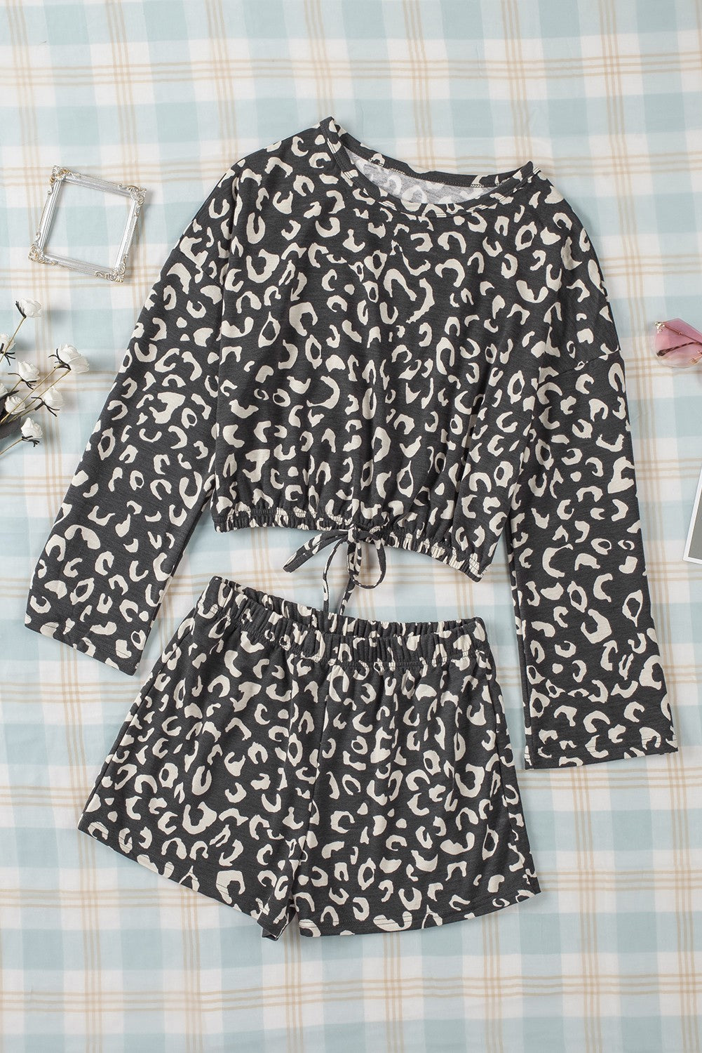 Gray Animal Print Long Sleeves Pullover and Shorts Lounge Set