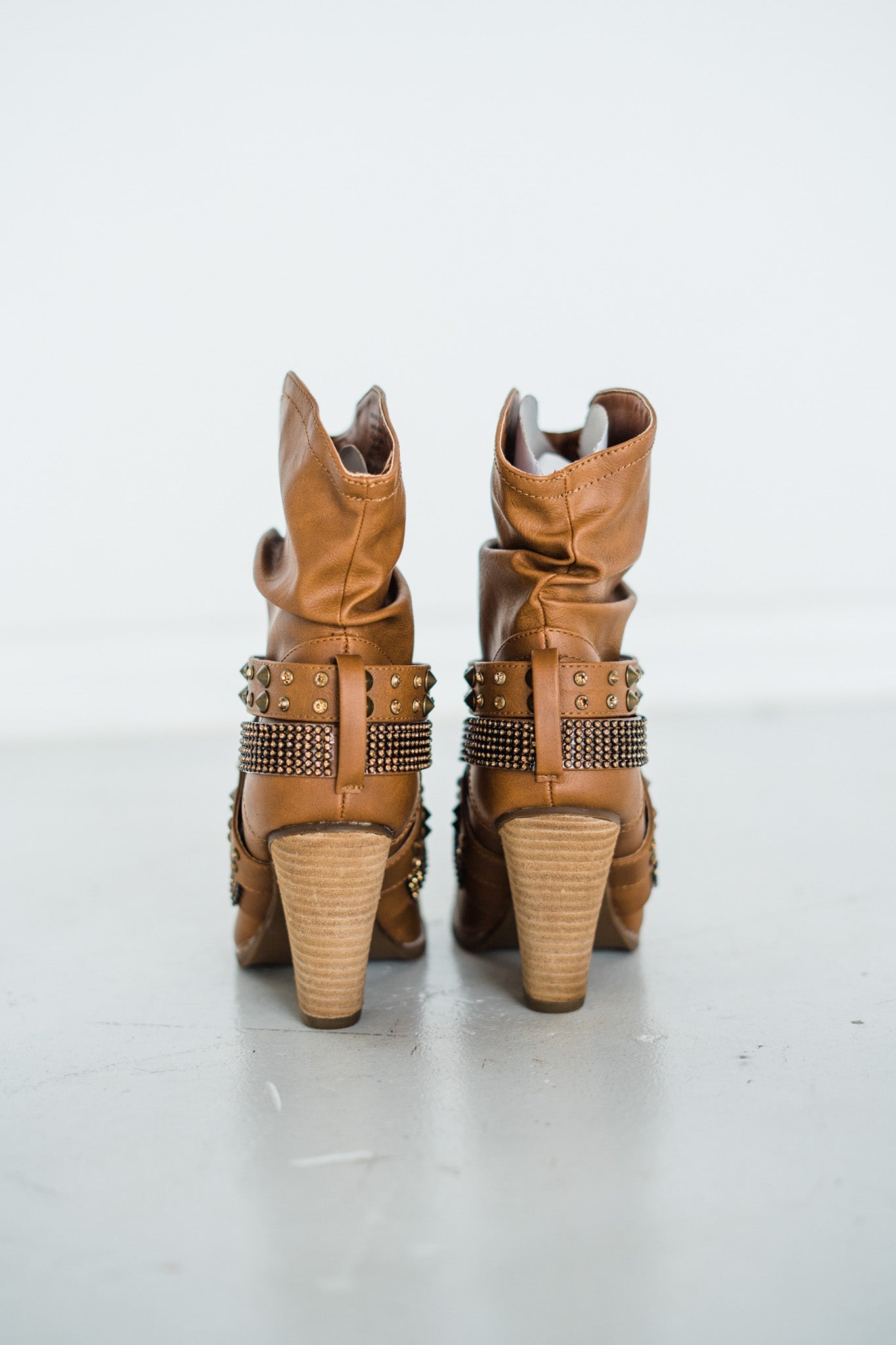 Short Change Booties in Tan - Rural Haze