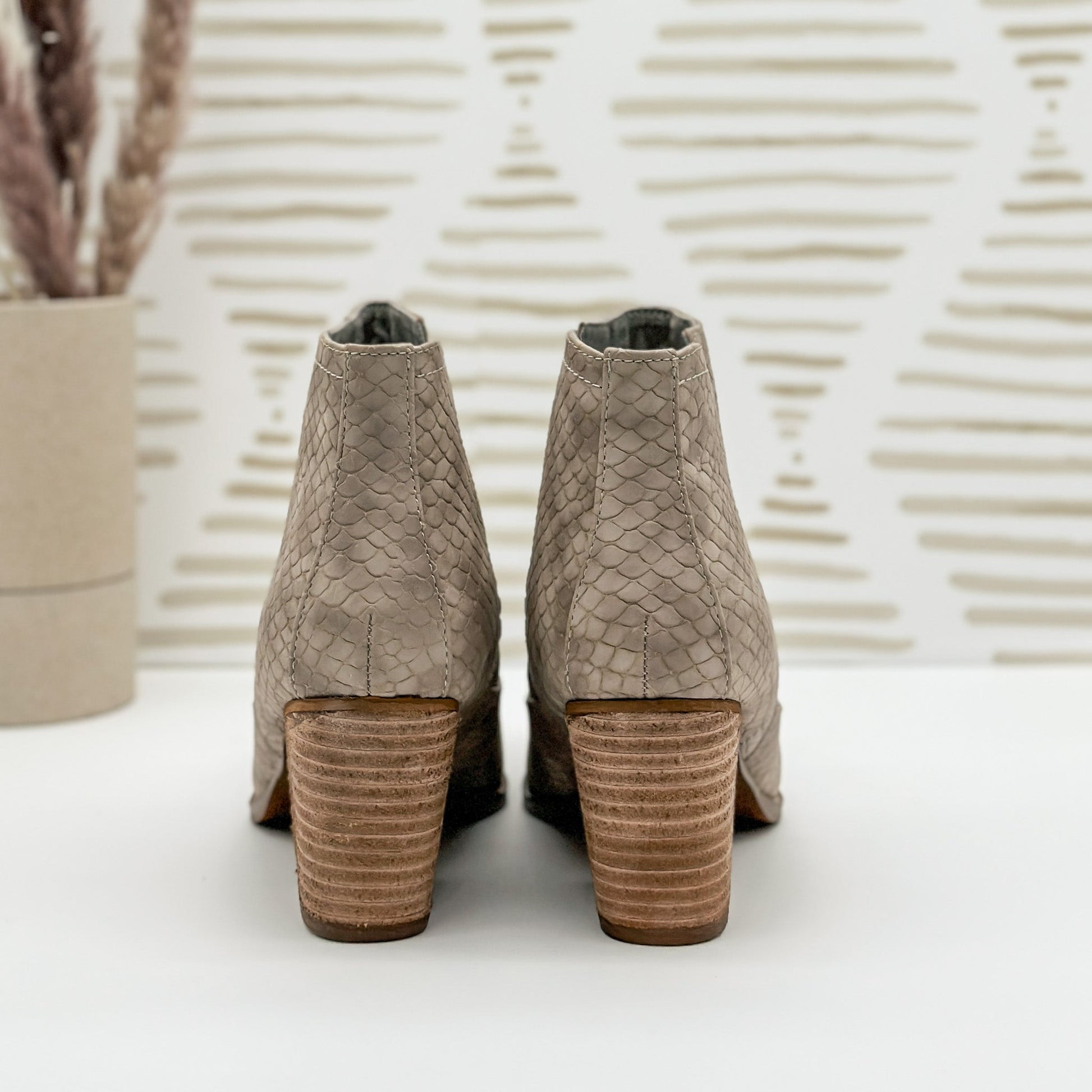 Tarim Bootie in Taupe - Rural Haze