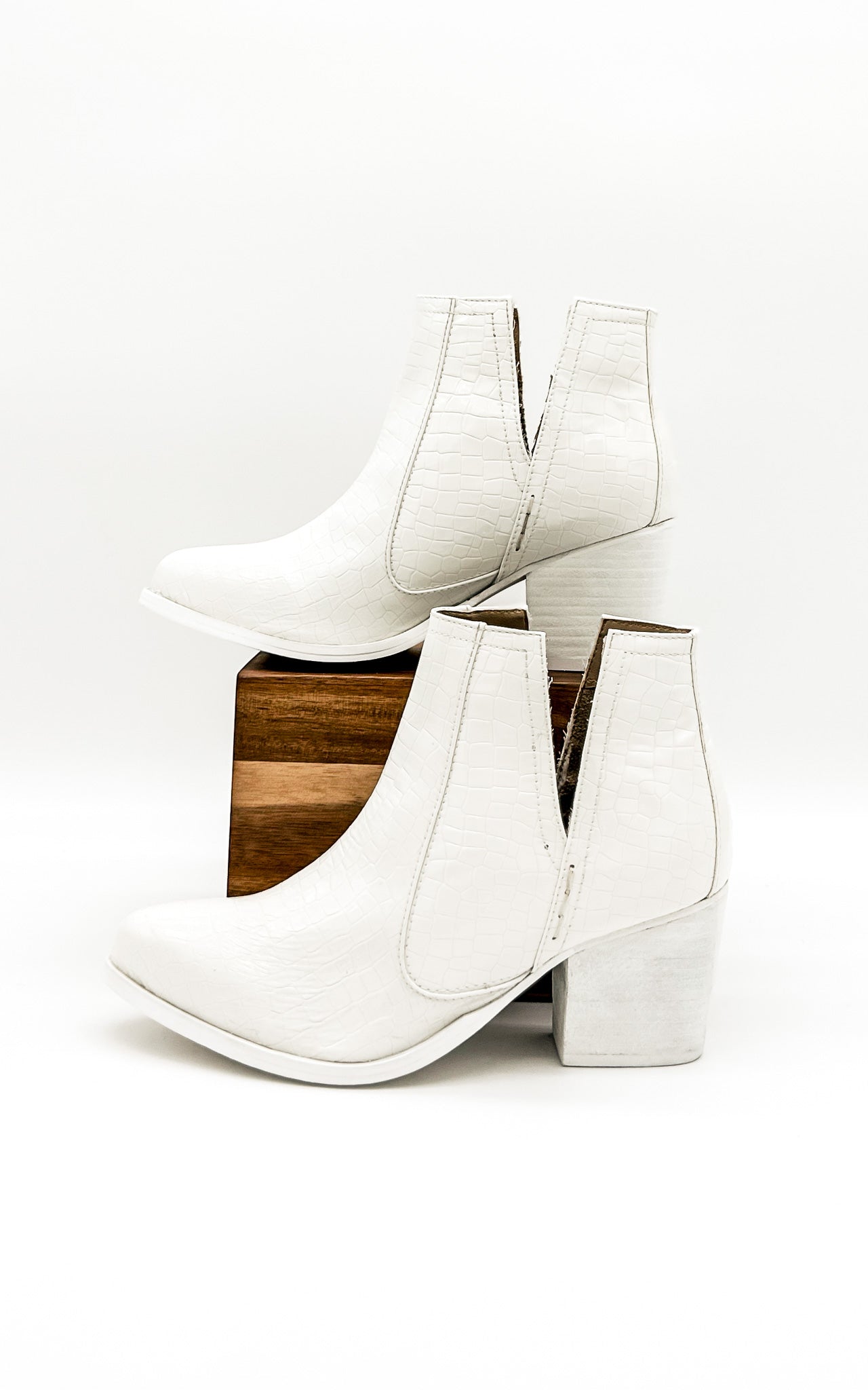 Tarim Booties in White Croc - Rural Haze