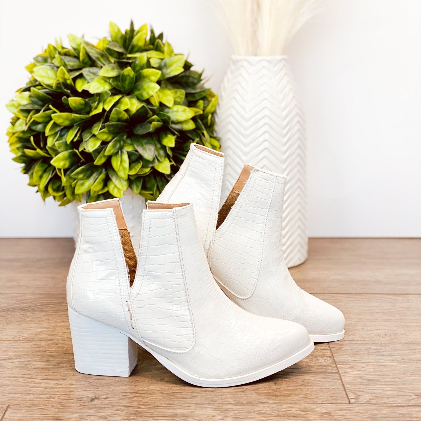 Tarim Booties in White Croc - Rural Haze